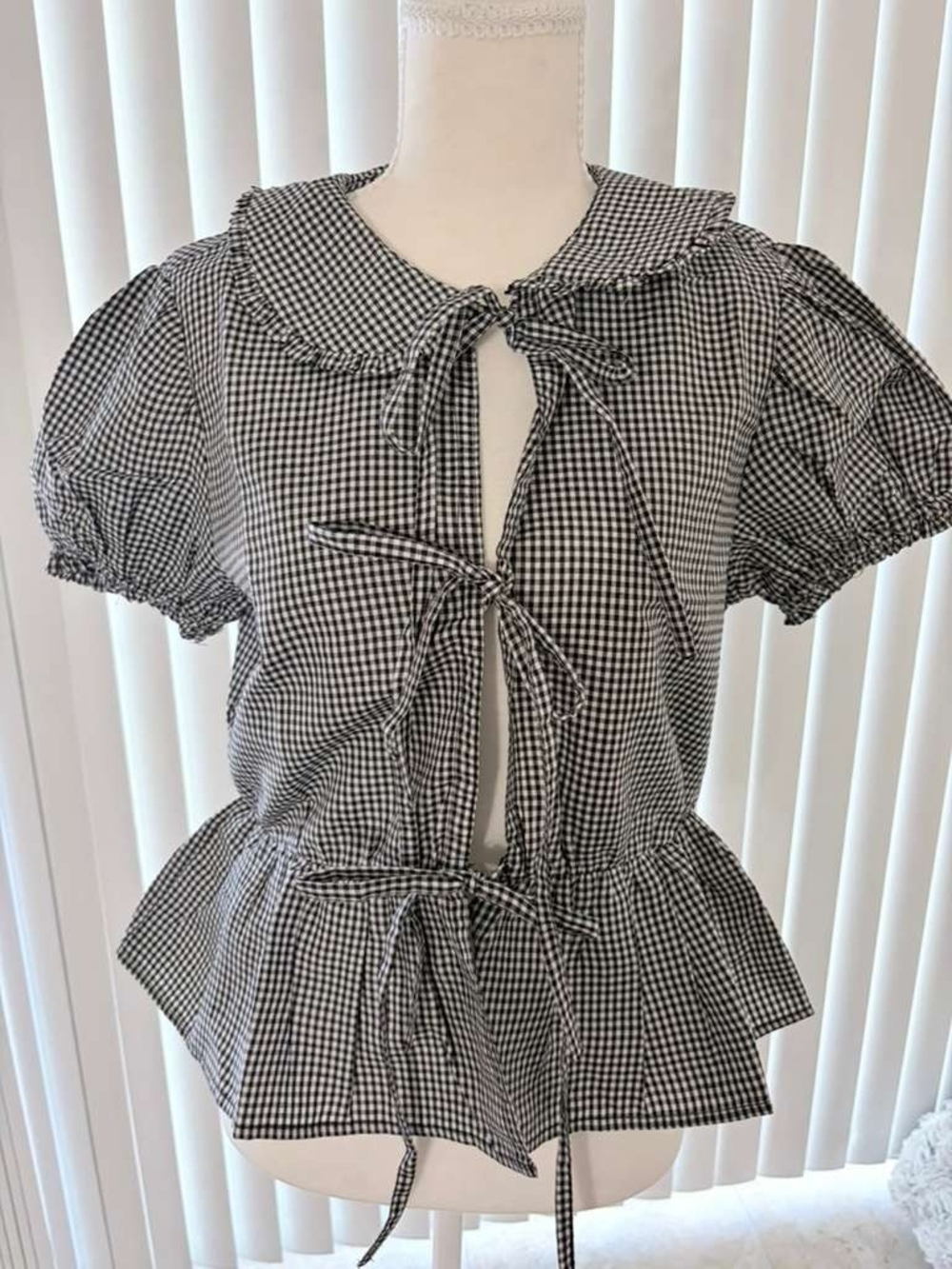 Us Together Navy Gingham Peter Pan Collar Top Tie Front Peplum Blouse Medium NWT